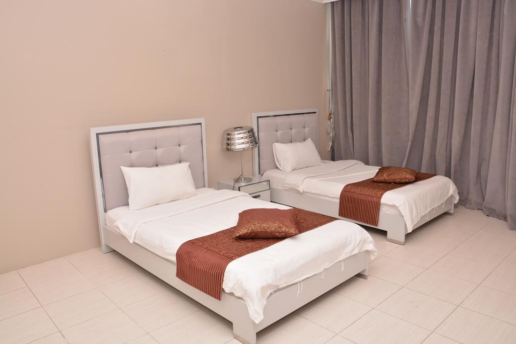 Janadriyah Suites 13 Nadinah Eksteriør billede