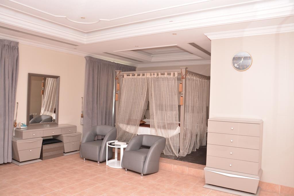 Janadriyah Suites 13 Nadinah Eksteriør billede