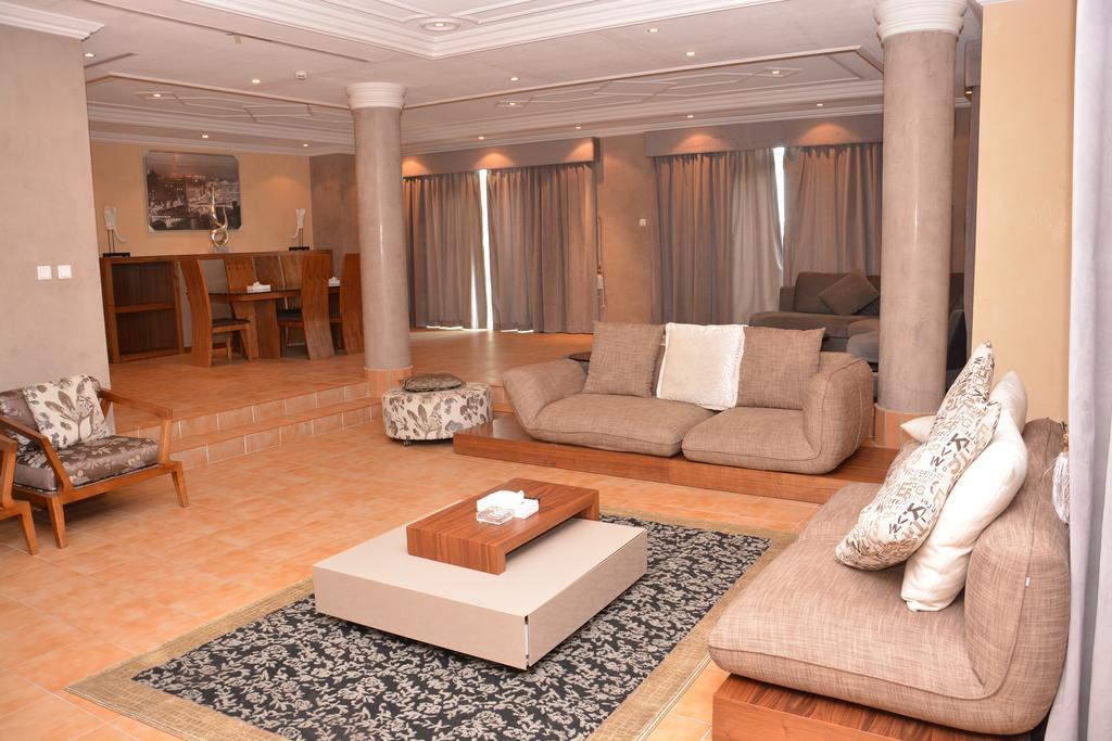 Janadriyah Suites 13 Nadinah Eksteriør billede