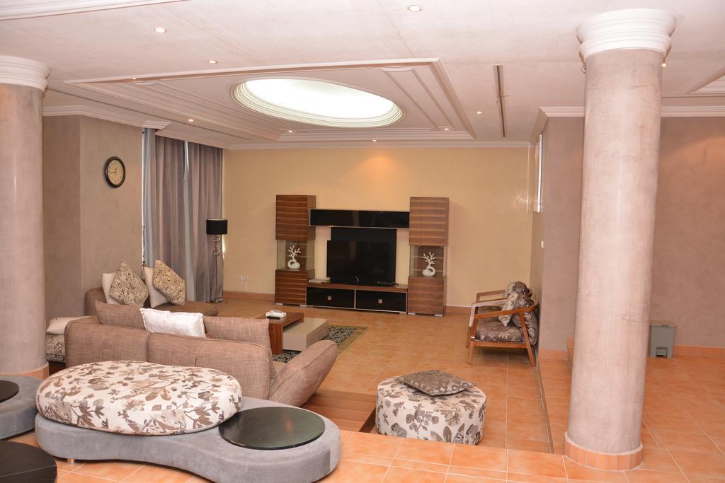 Janadriyah Suites 13 Nadinah Eksteriør billede