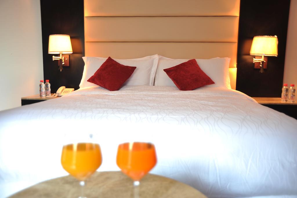 Janadriyah Suites 13 Nadinah Eksteriør billede